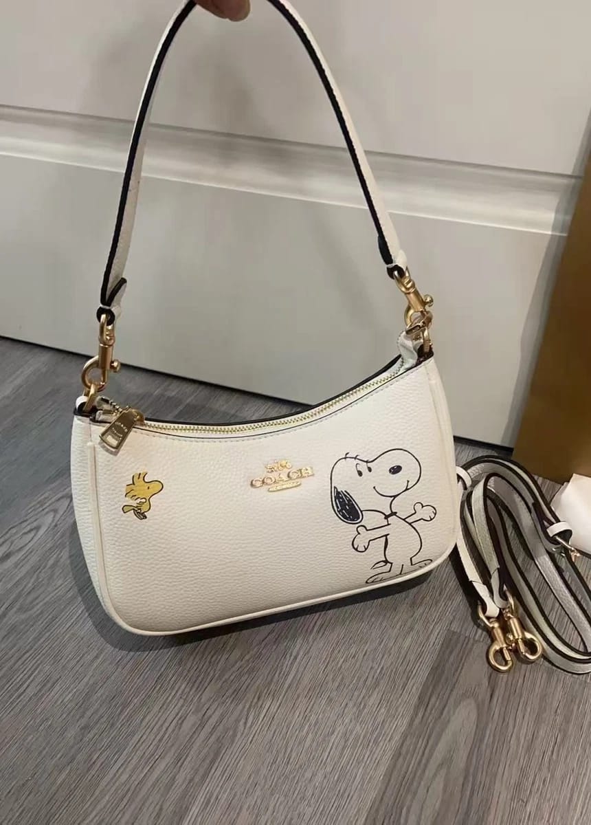 NWT Coach x Peanuts Teri Shoulder Bag CBJ76 Crossbody Bag Snoopy