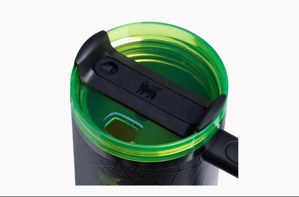 Stanley Halloween Web Glow Quencher H2.0 FlowState™ Tumbler 40oz – Limited Edition