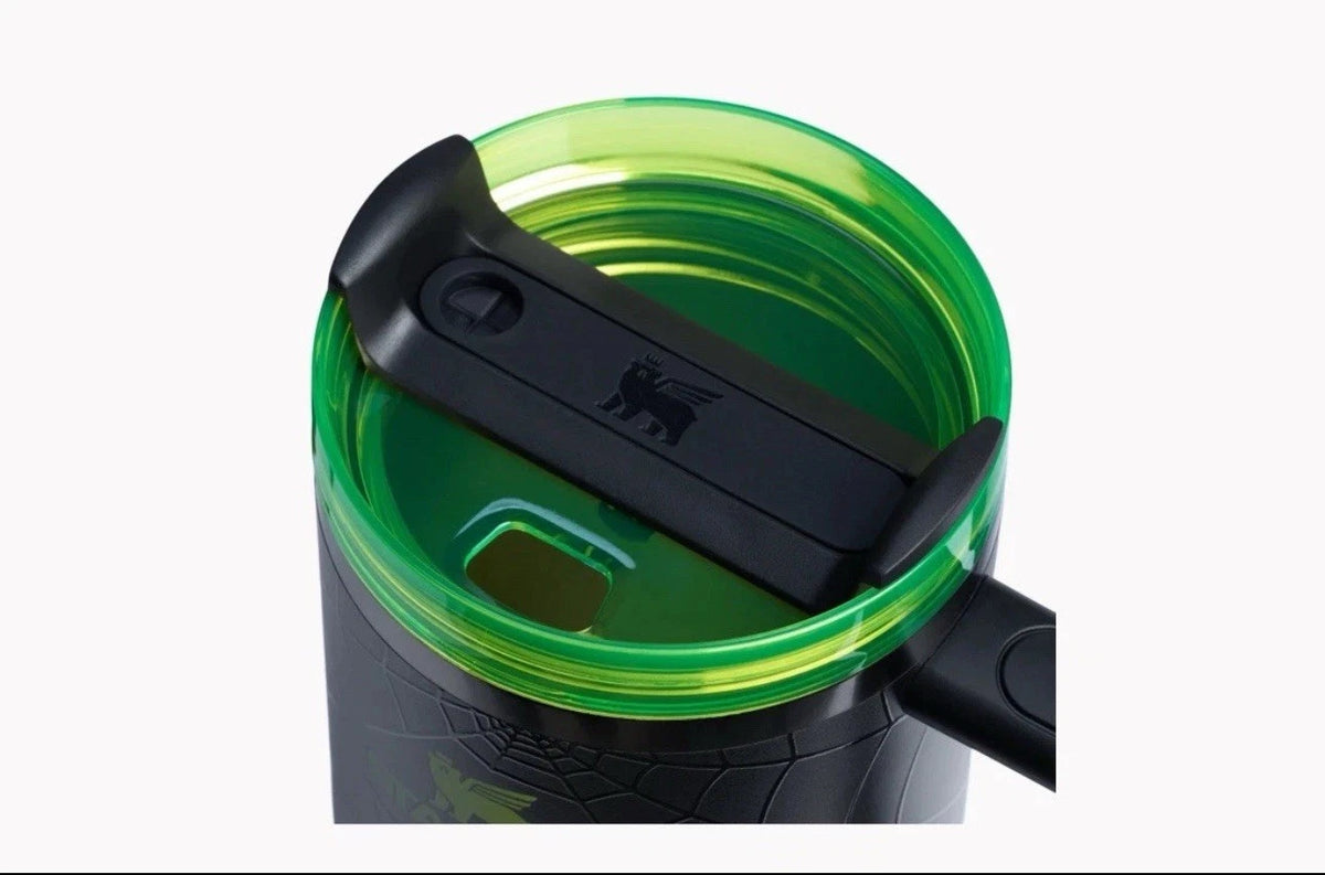Stanley Halloween Web Glow Quencher H2.0 FlowState™ Tumbler 40oz – Limited Edition